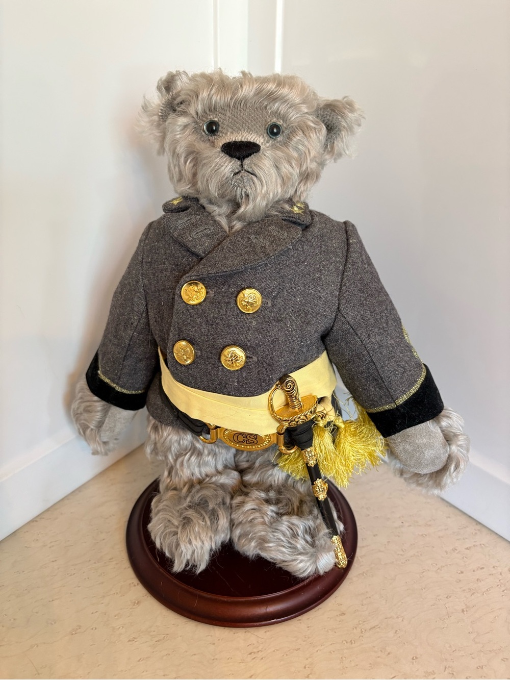 Robert E. Lee Collectible Mohair Bear produced by The Franklin Mint